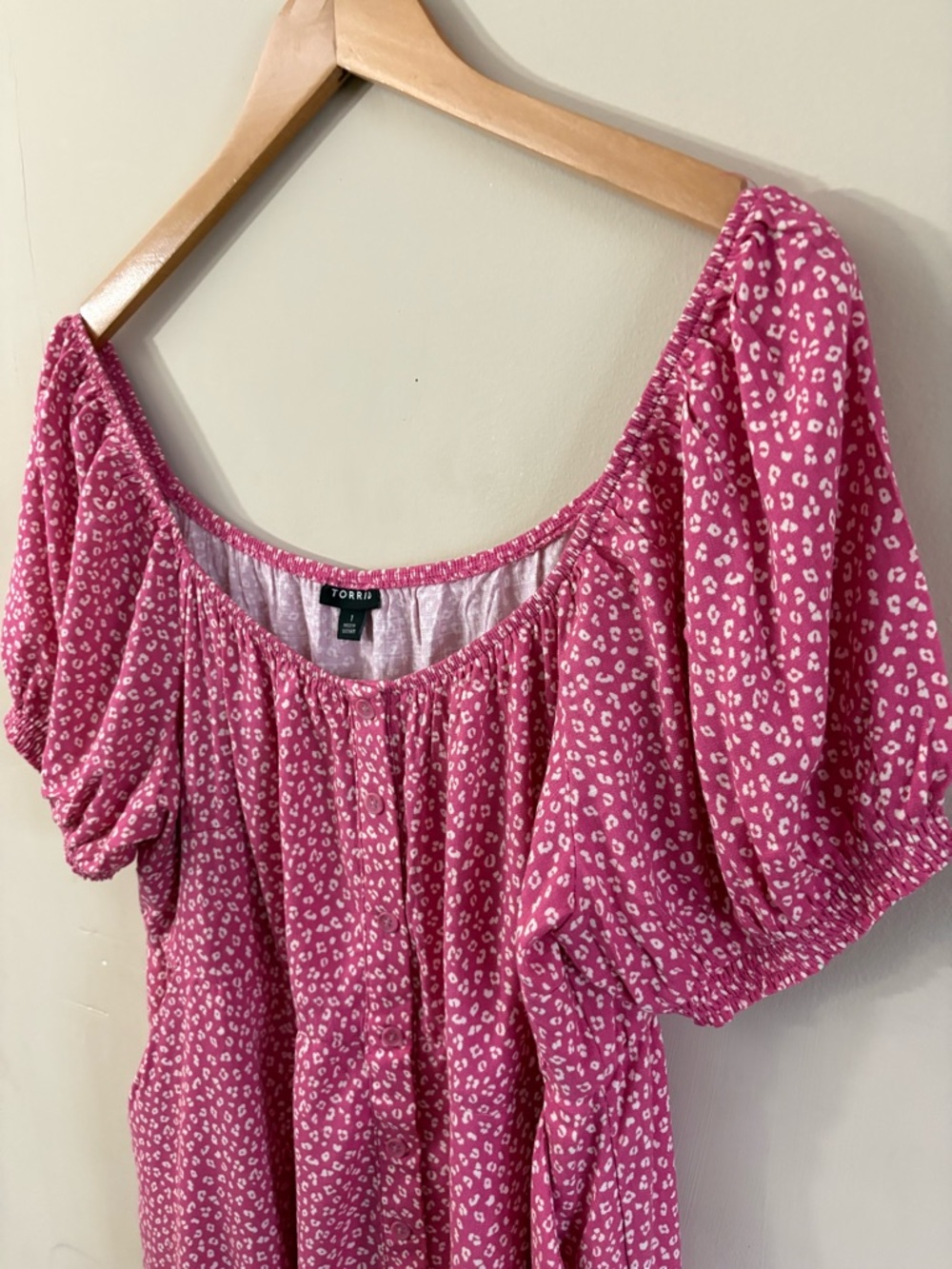 Torrid Pink Button Front Skater Mini Dress Size 1X(14-16) - Picture 8 of 10
